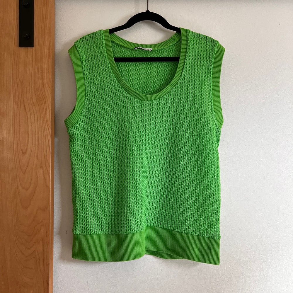 Green Sleeveless Knit Top
